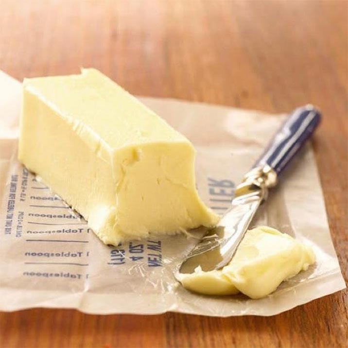 Bơ là nguyên liệu được sử dụng để làm vỏ bánh Crepe sầu riêng